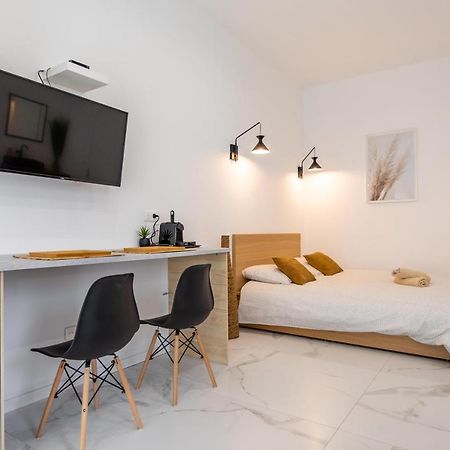 Love Room Jacuzzi Sauna Privatif Marsiglia Esterno foto