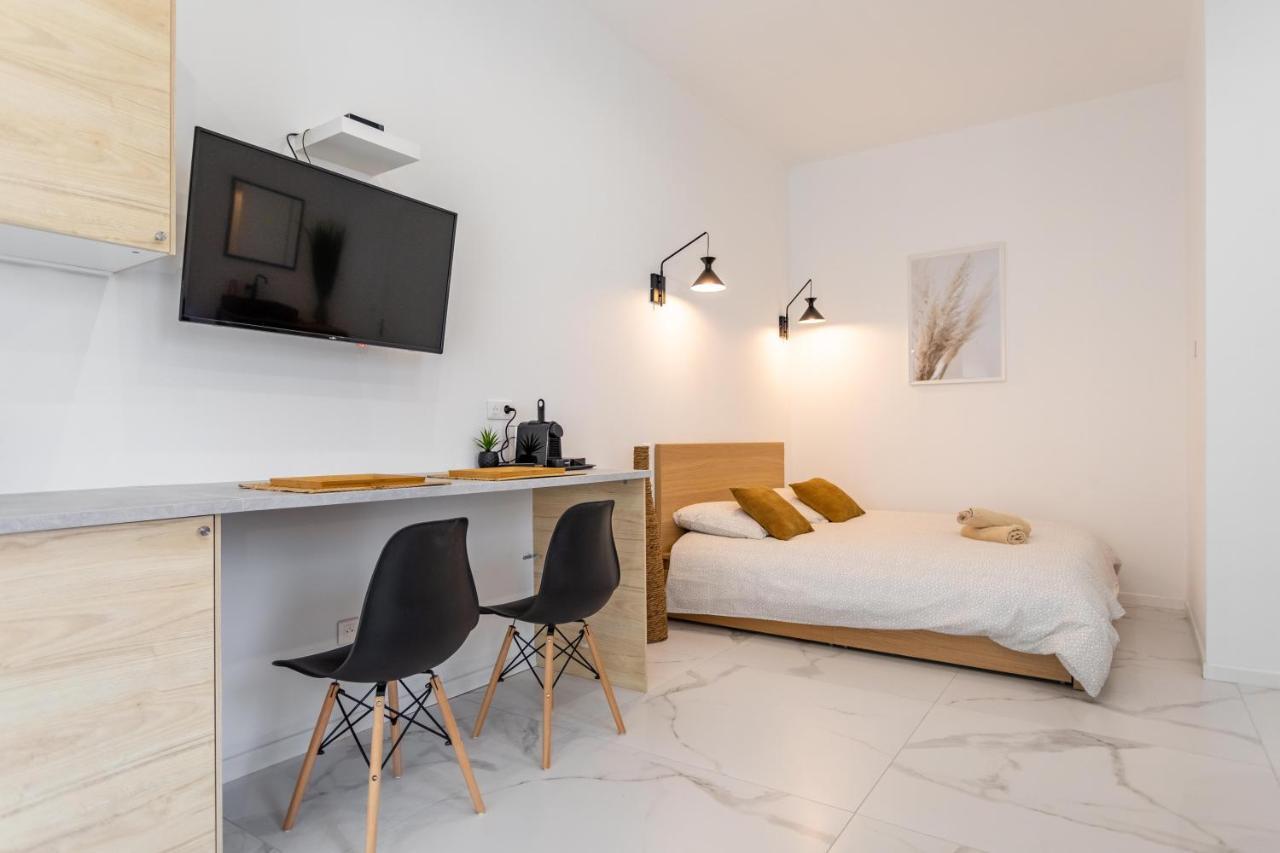 Love Room Jacuzzi Sauna Privatif Marsiglia Esterno foto